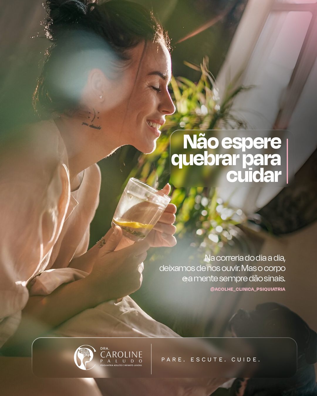 Campanha de saúde com mulher bebendo água em ambiente iluminado